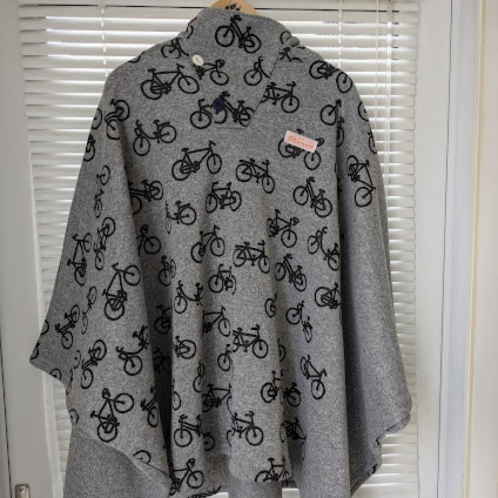 sou・sou x le coq sportif （Poncho)